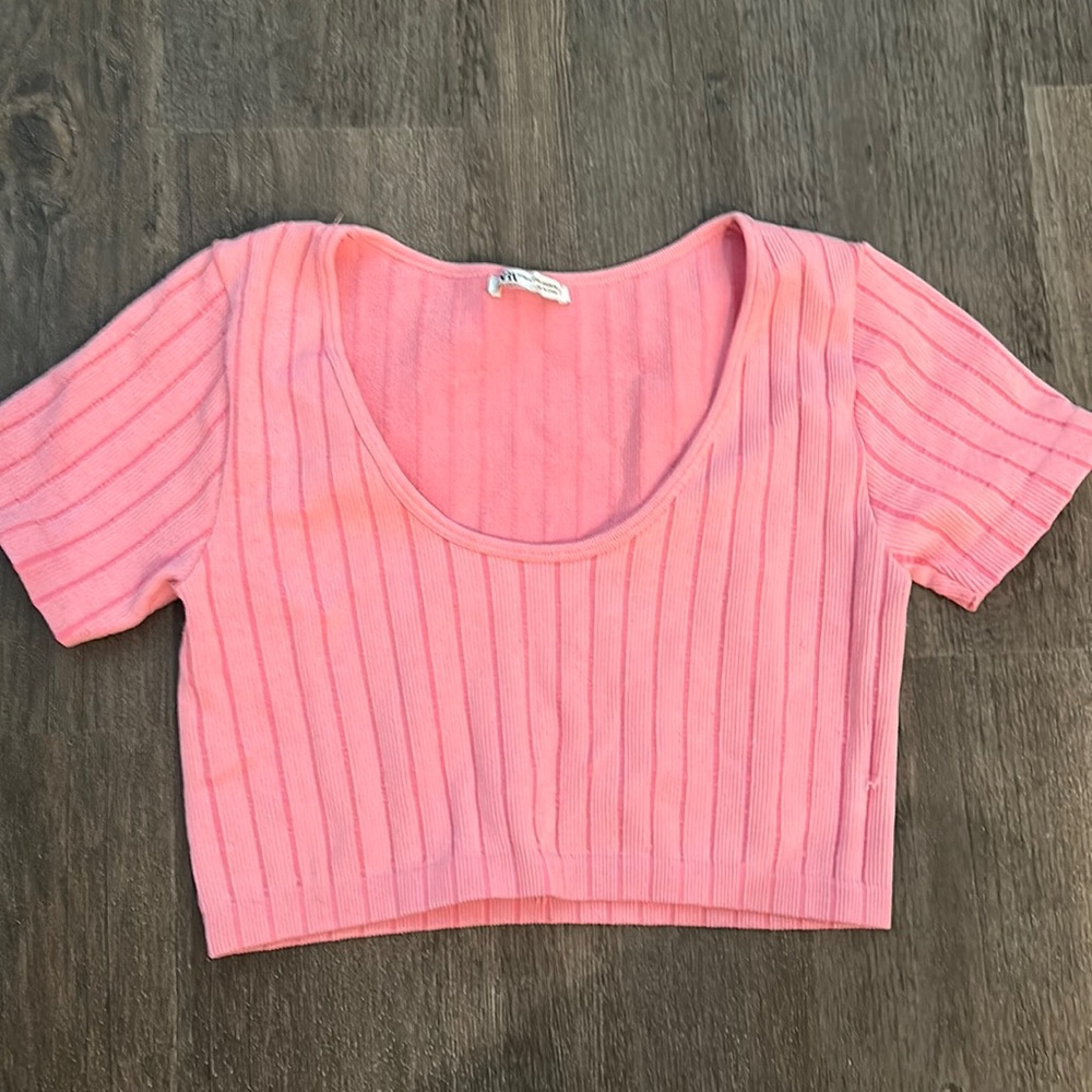 Zara pink crop top